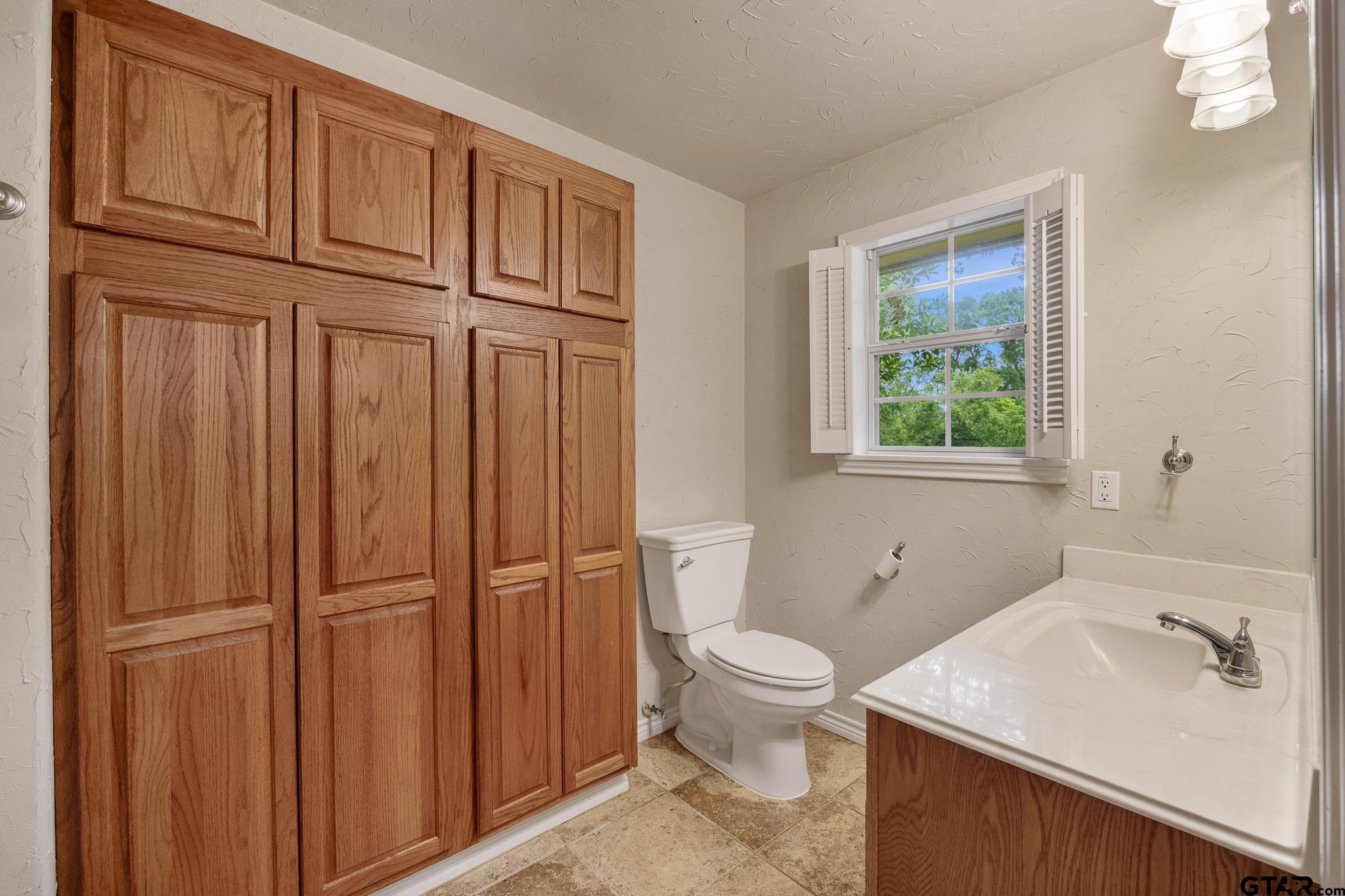 201 Old Tyler Road Whitehouse, TX 75791 - Photo 16 of 31