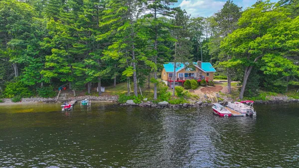 $2,450,000 | 9 Johns Cove, Bridgton, ME 04009