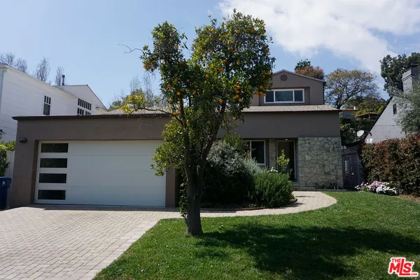 $13,500 | 221 North Bowling Green Way, Los Angeles, CA 90049