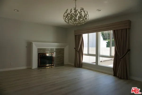 $13,500 | 221 North Bowling Green Way, Los Angeles, CA 90049
