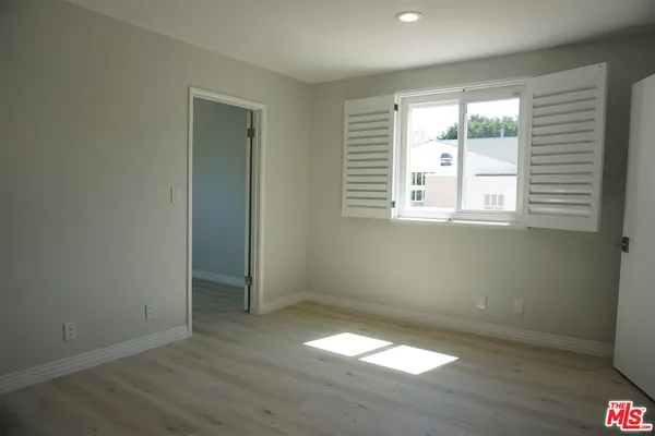 $13,500 | 221 North Bowling Green Way, Los Angeles, CA 90049
