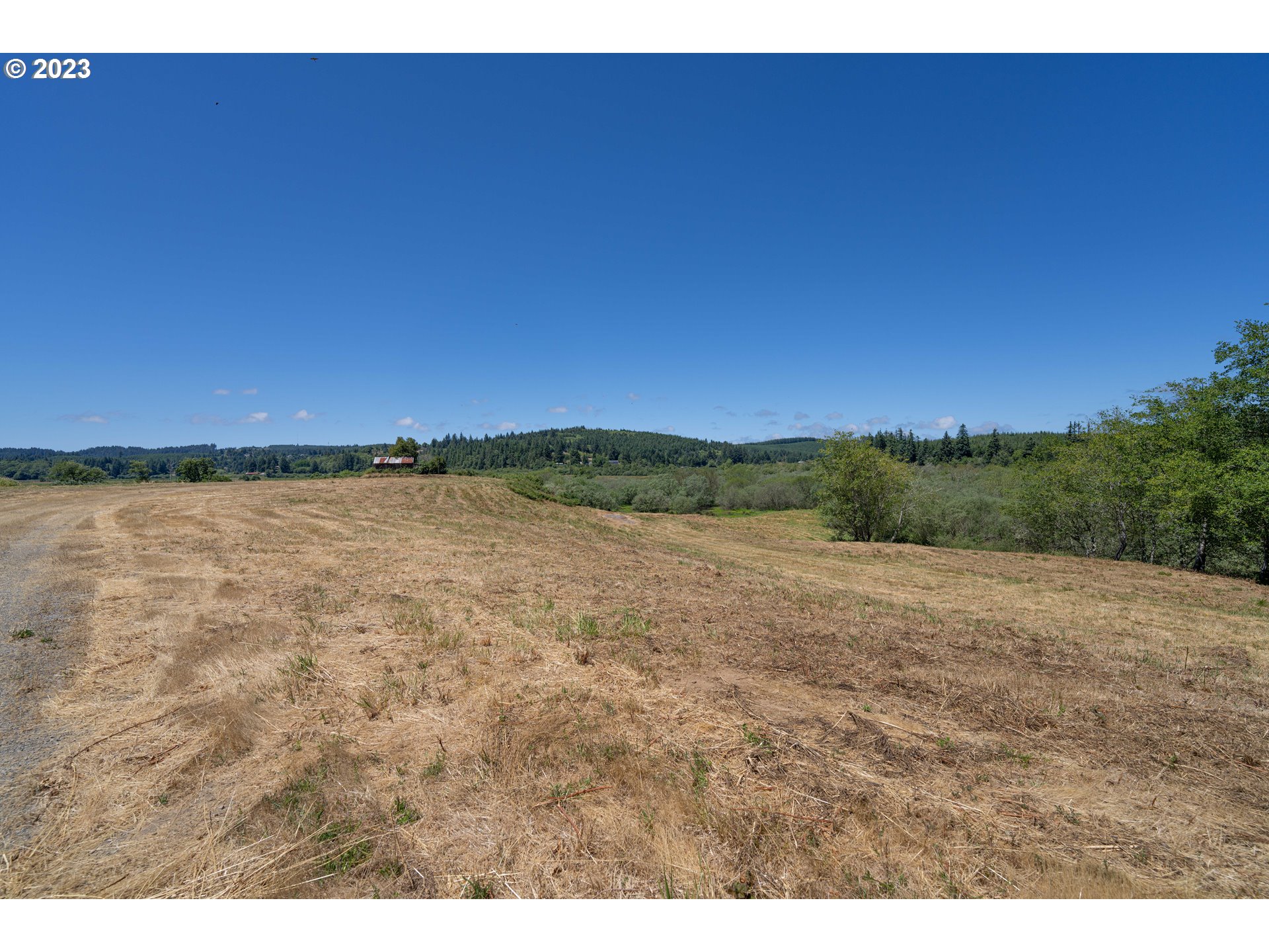 North Bank Lane Coquille, OR 97423 - Photo 6 of 6 a view of an outdoor space and a yard