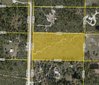 680 Pine Avenue LaBelle, FL 33935 - Photo 7 of 8 a bathroom with a shower