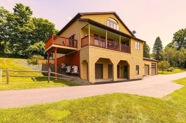 $599,000 | 38 Cheviot Road, Unit 8, Germantown, NY 12526