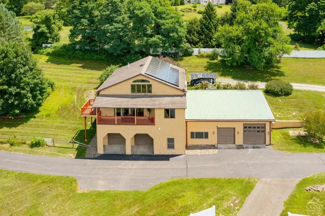 $599,000 | 38 Cheviot Road, Unit 8, Germantown, NY 12526