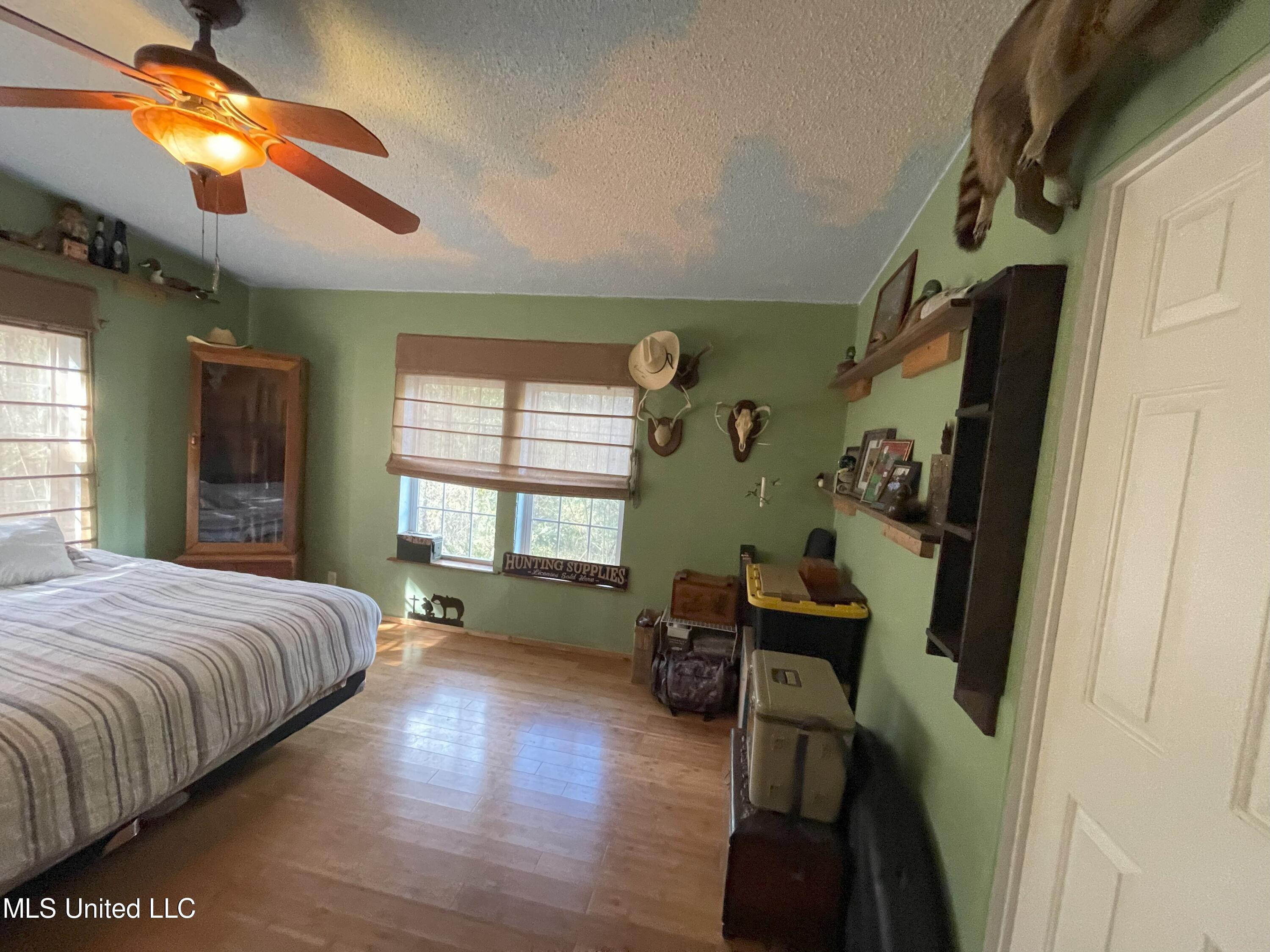 1169 Barnes Road Canton, MS 39046 - Photo 12 of 52 IMG_4358