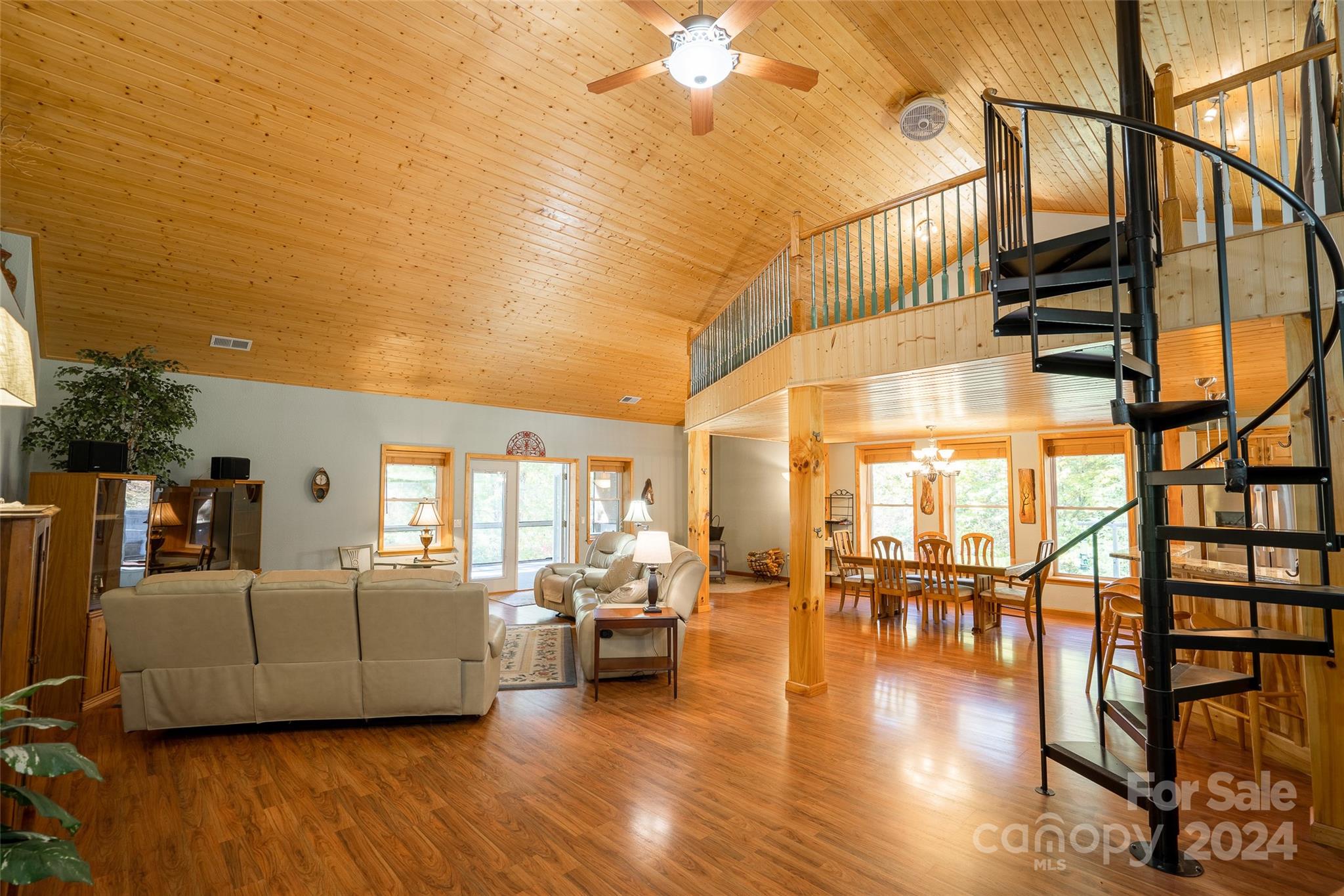 678 Middle Burningtown Road Franklin, NC 28734 - Photo 12 of 48 Gallery Image 12