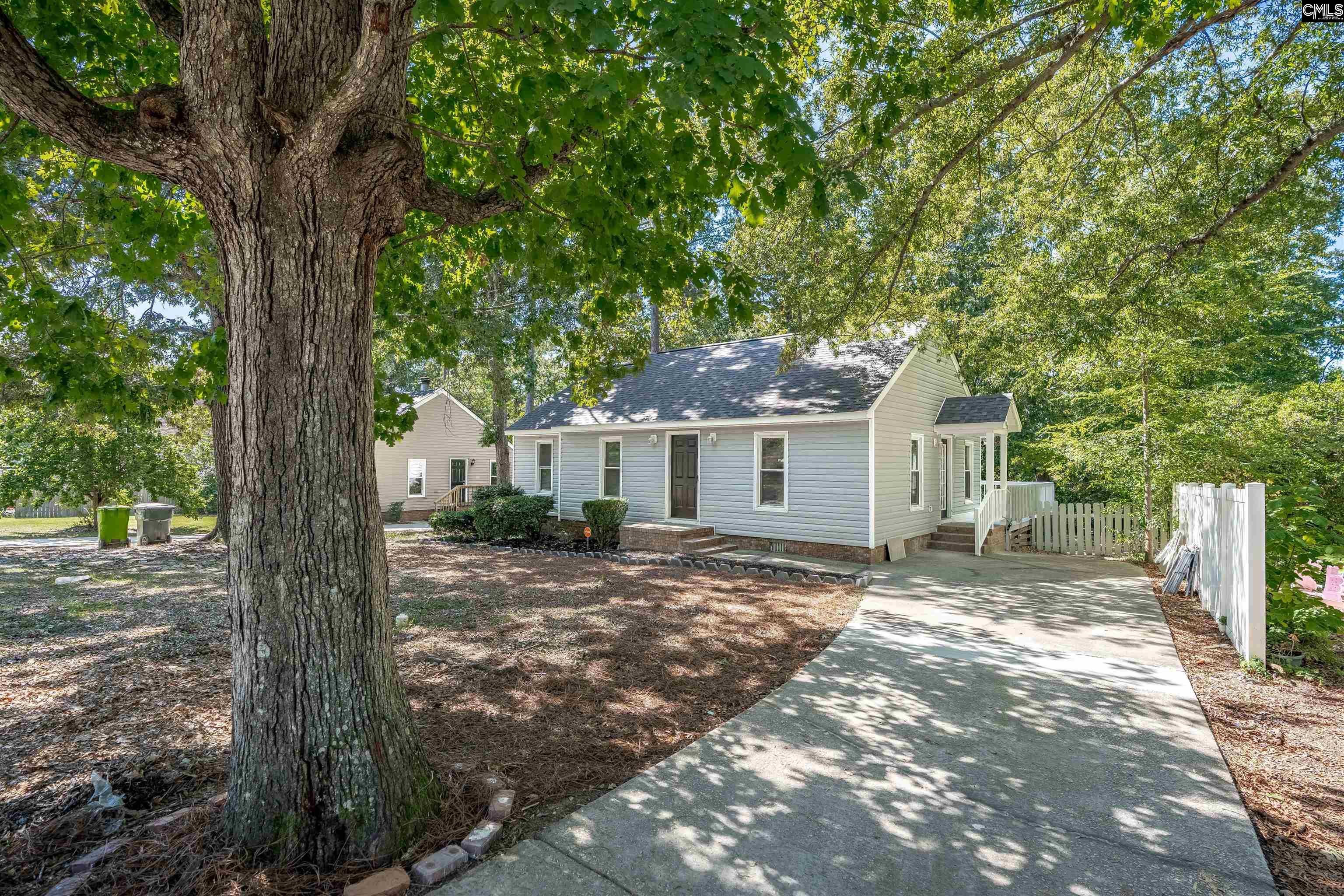 204 River Song Road Irmo, SC 29063 - Photo 3 of 36 Gallery Image 3