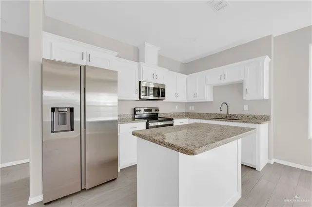 $1,200 | 4900 North Dahlia Street, Unit 4, Pharr, TX 78577