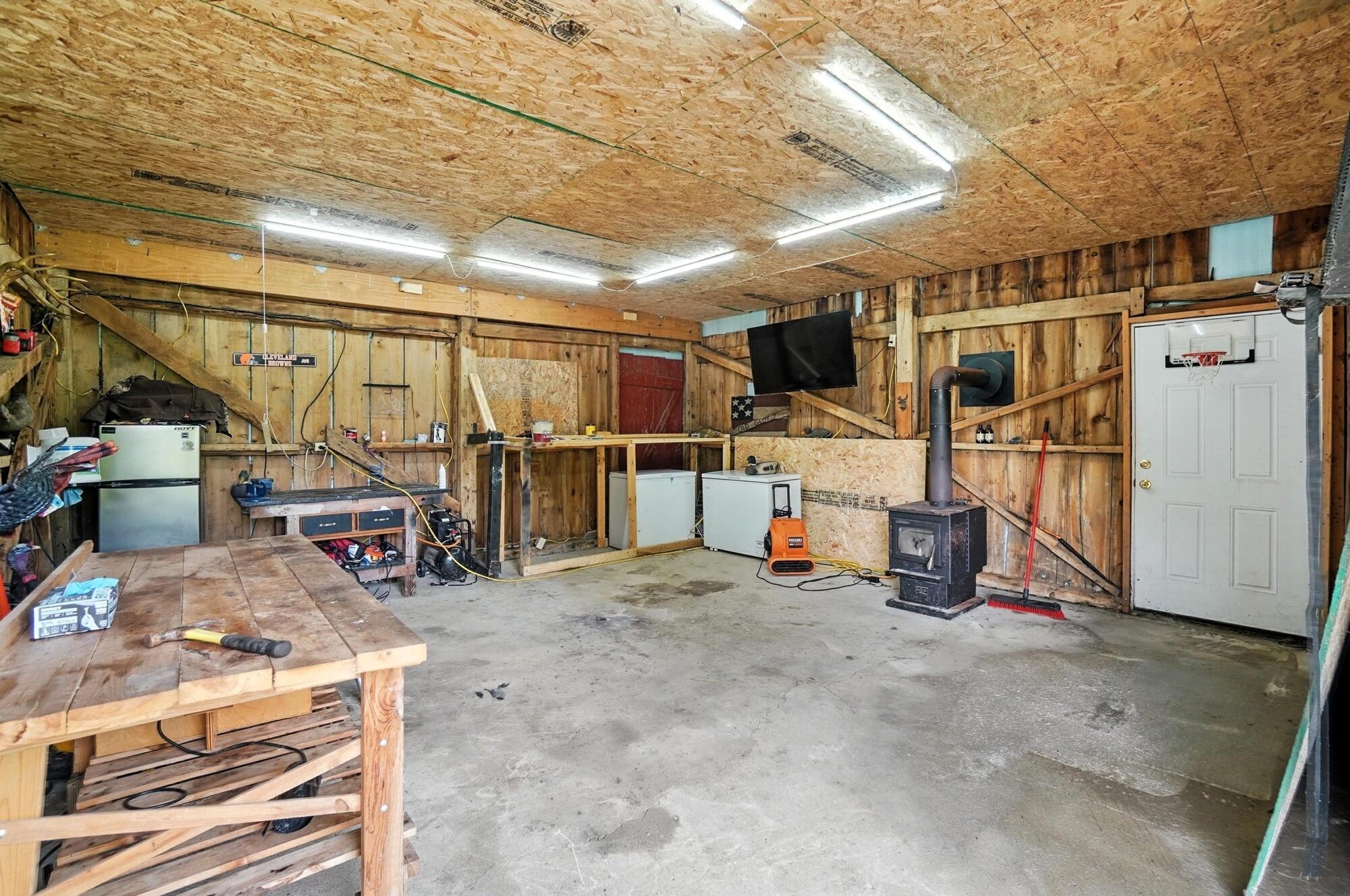 473 West County Line Road Springfield, OH 45502 - Photo 28 of 42