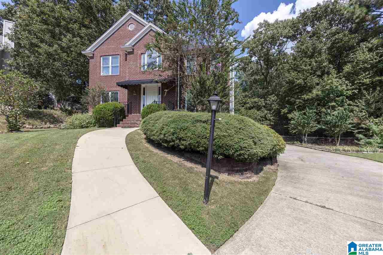 801 Boulder Ridge Circle Birmingham, AL 35244 - Photo 2 of 39