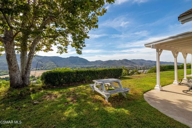 $1,989,000 | 11300 Highridge Court, Camarillo, CA 93012