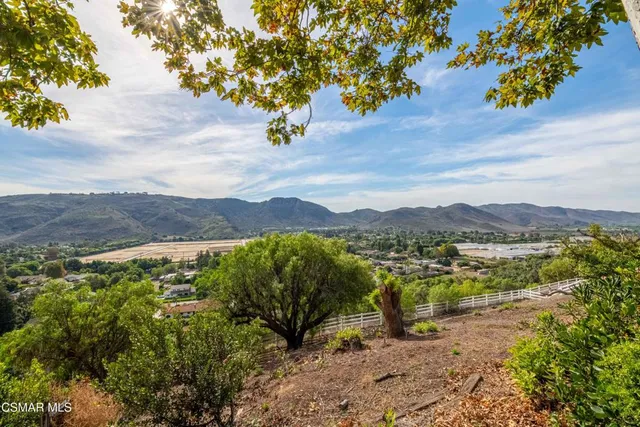 $1,989,000 | 11300 Highridge Court, Camarillo, CA 93012