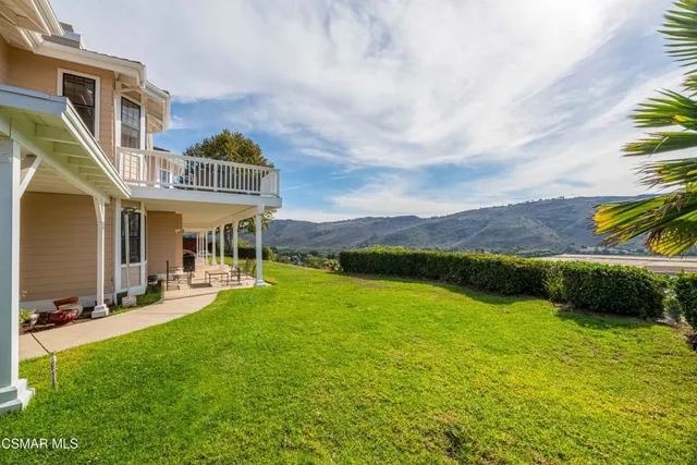 $1,989,000 | 11300 Highridge Court, Camarillo, CA 93012