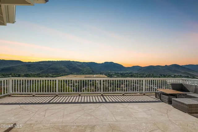 $1,989,000 | 11300 Highridge Court, Camarillo, CA 93012