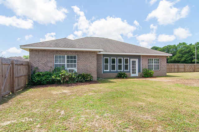 19094 Riverbend Loop Foley, AL 36535 - Photo 4 of 31