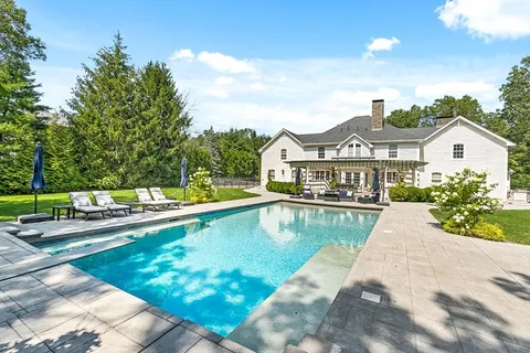 $3,100,000 | 5 Deer Path, Natick, MA 01760