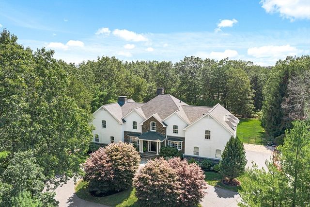 $3,100,000 | 5 Deer Path, Natick, MA 01760