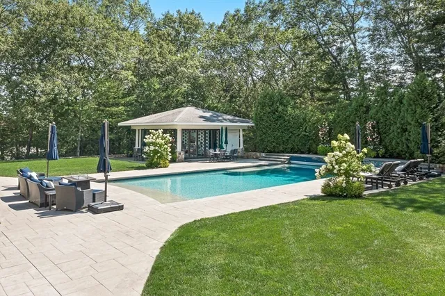 $3,100,000 | 5 Deer Path, Natick, MA 01760