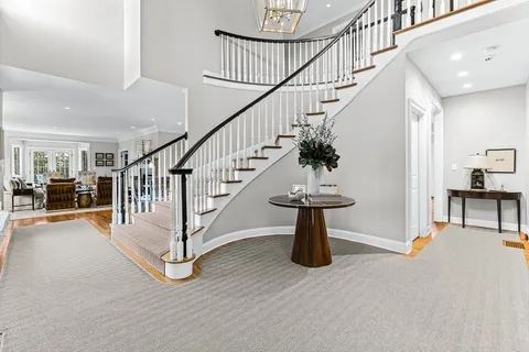 $3,100,000 | 5 Deer Path, Natick, MA 01760