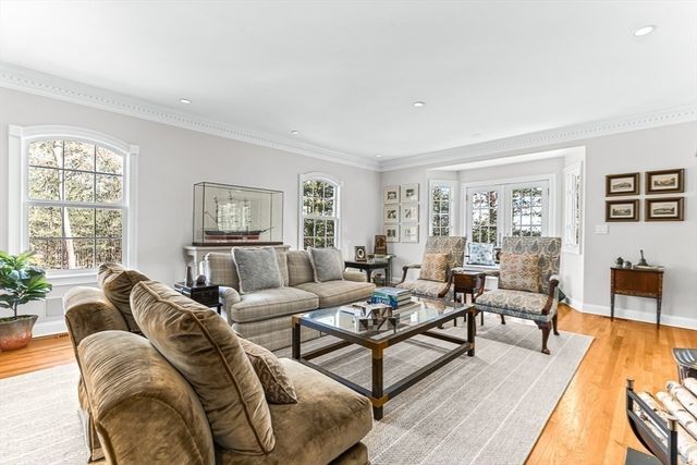 $3,100,000 | 5 Deer Path, Natick, MA 01760