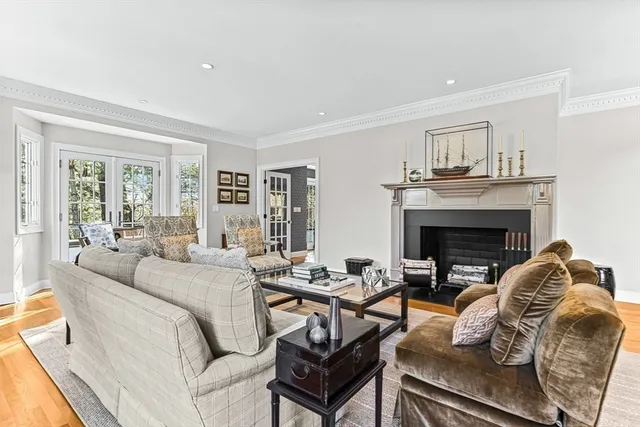 $3,100,000 | 5 Deer Path, Natick, MA 01760