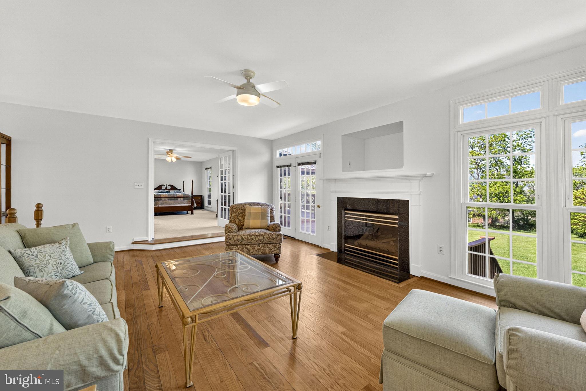 35130 Paxson Road Round Hill, VA 20141 - Photo 8 of 56 Gas fireplace & wood floors in Living Room
