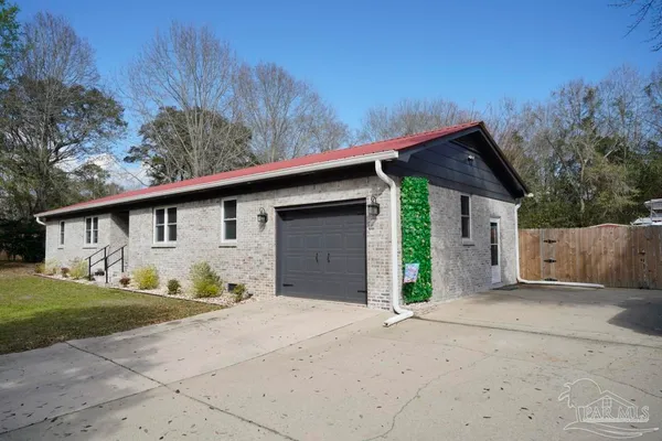 $324,000 | 4420 Mundy Lane, Pace, FL 32571