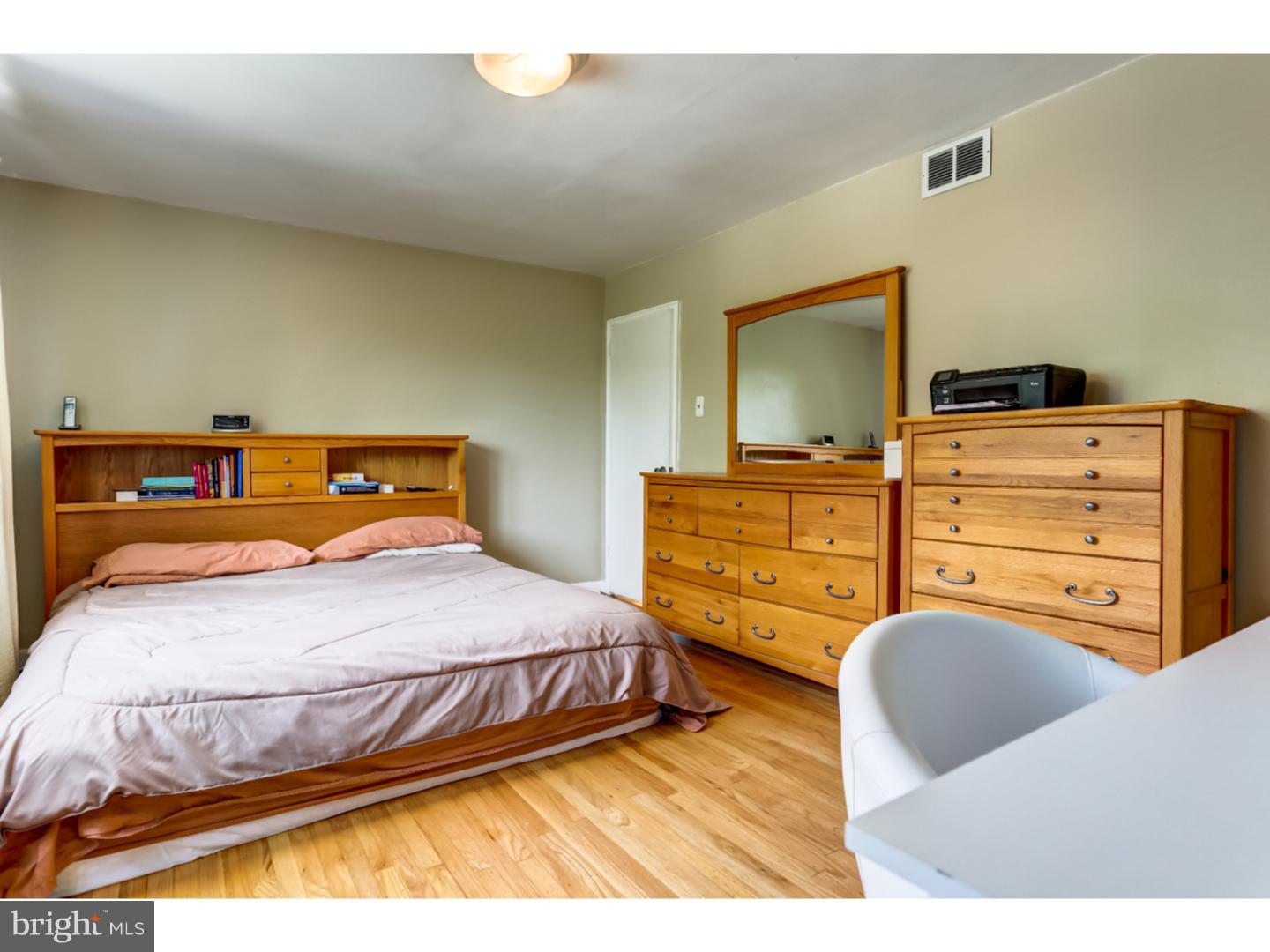2703 East Country Club Road Philadelphia, PA 19131 - Photo 14 of 24 Gallery Image 14