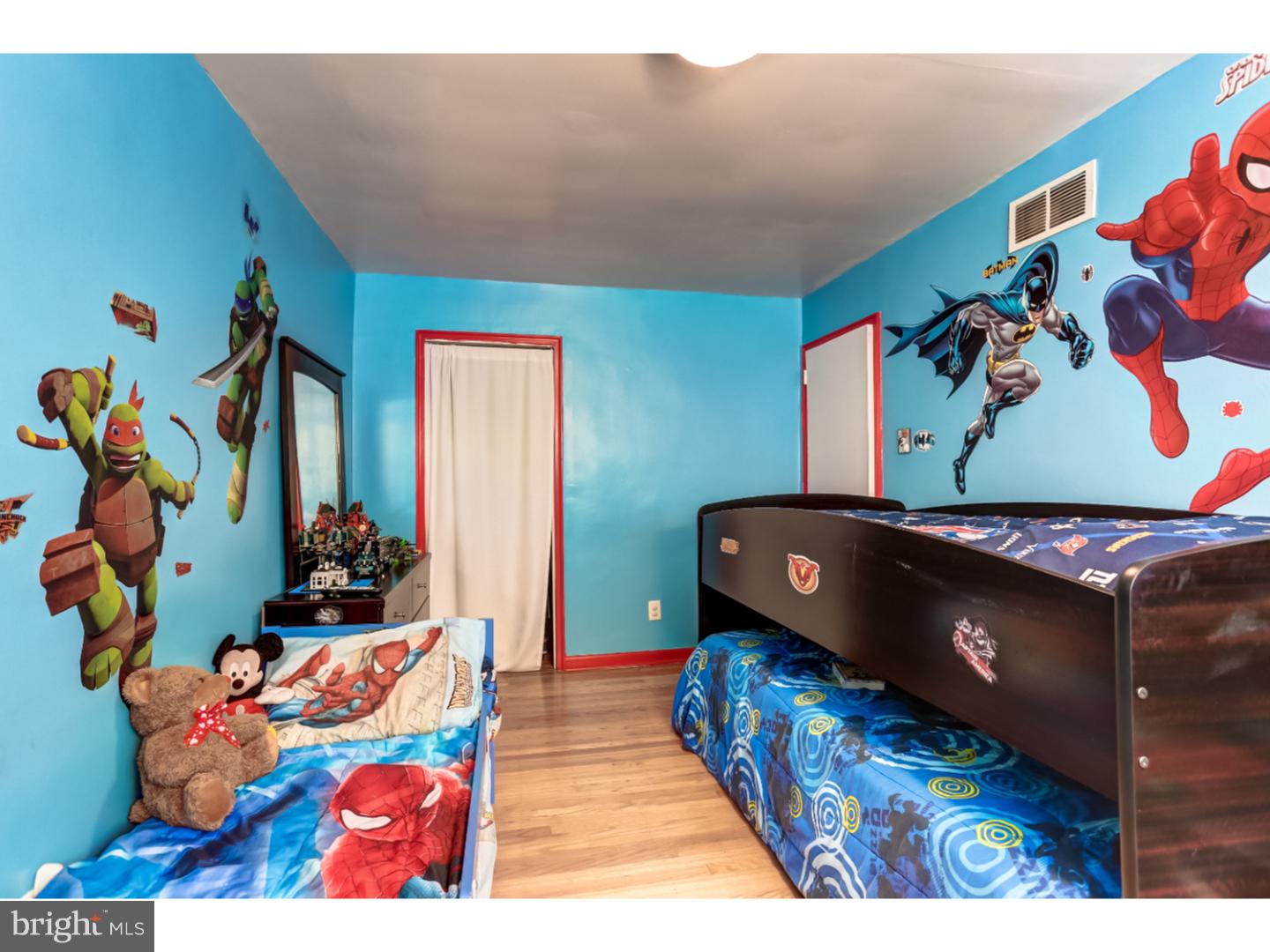 2703 East Country Club Road Philadelphia, PA 19131 - Photo 17 of 24 Gallery Image 17