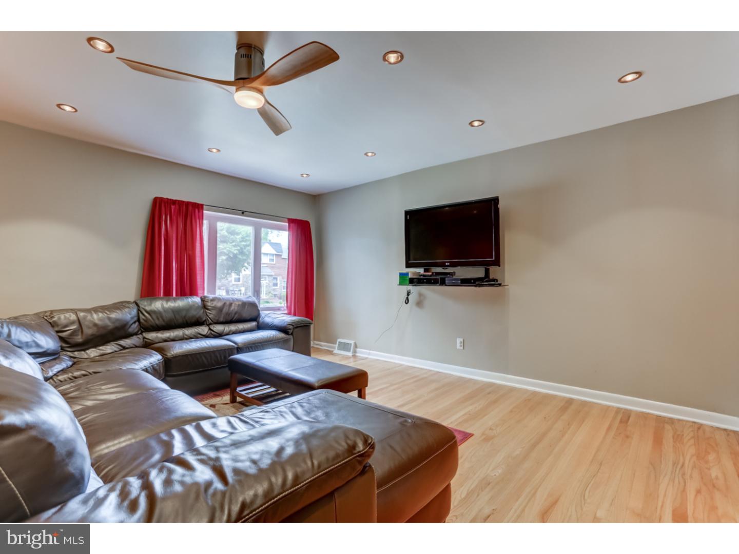 2703 East Country Club Road Philadelphia, PA 19131 - Photo 5 of 24 Gallery Image 5