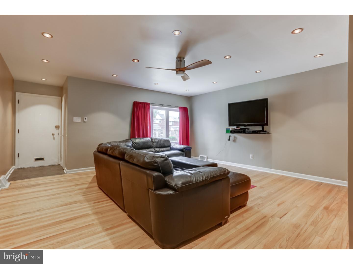 2703 East Country Club Road Philadelphia, PA 19131 - Photo 6 of 24 Gallery Image 6