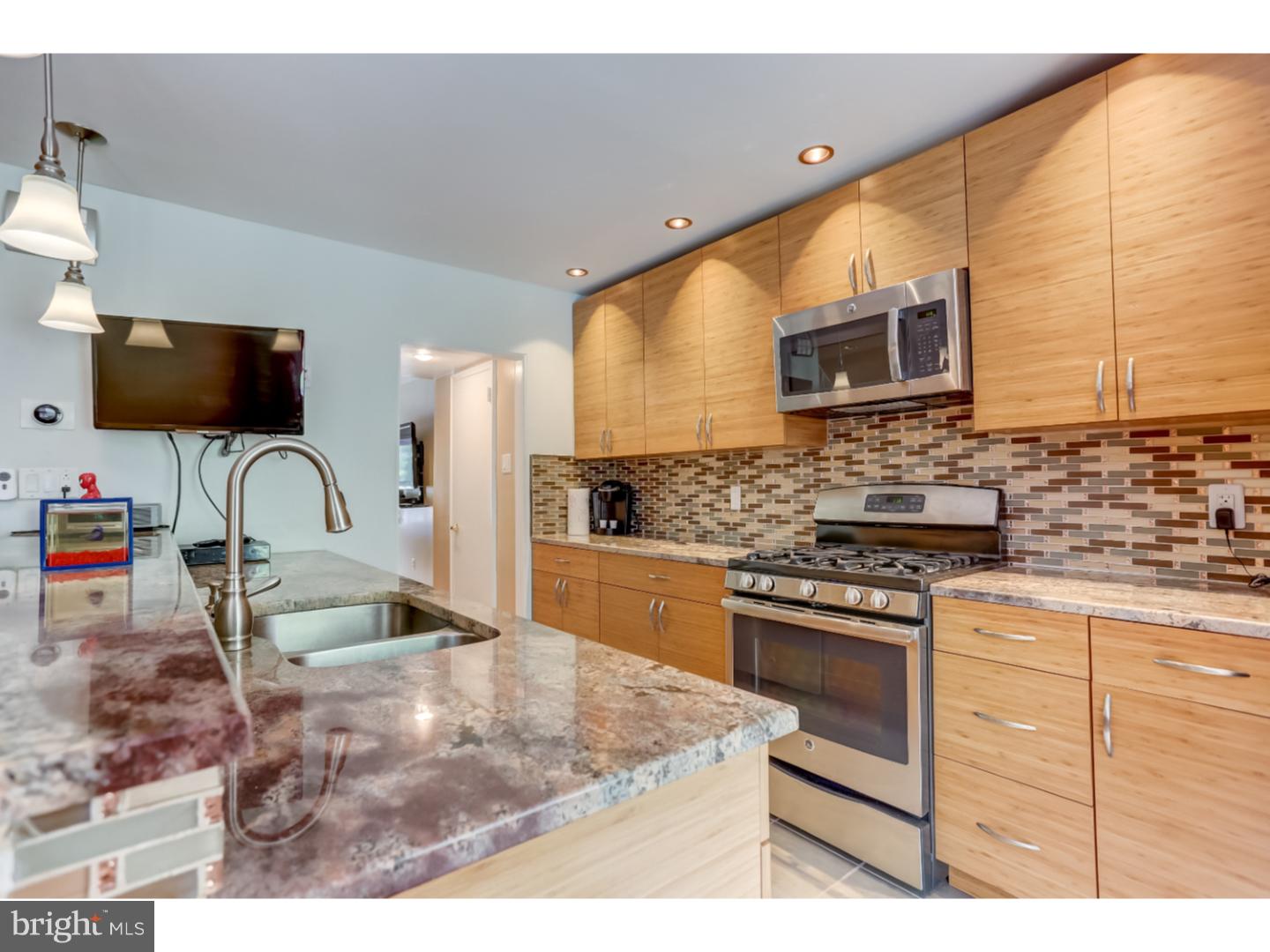 2703 East Country Club Road Philadelphia, PA 19131 - Photo 9 of 24 Gallery Image 9