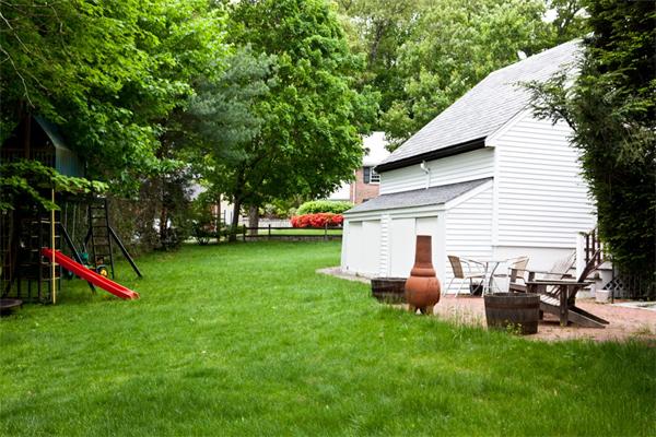 76 Annawan Road Newton, MA 02468 - Photo 6 of 7