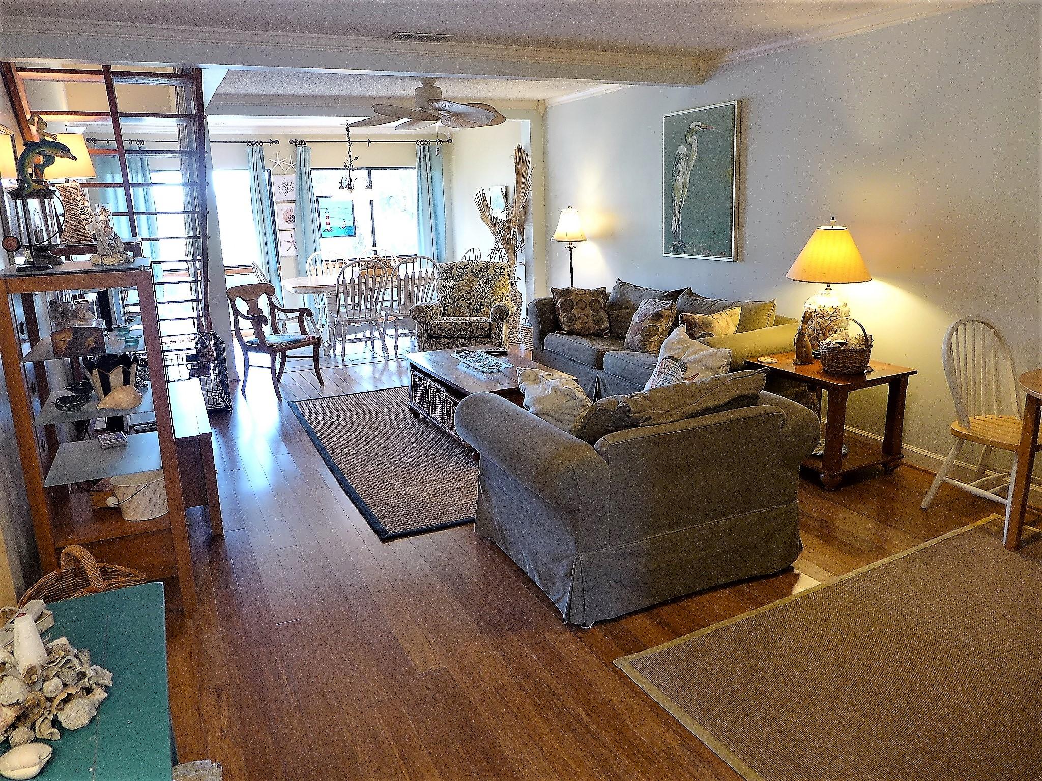 826 Club Cottage Road Edisto Beach, SC 29438 - Photo 5 of 31 P1070185