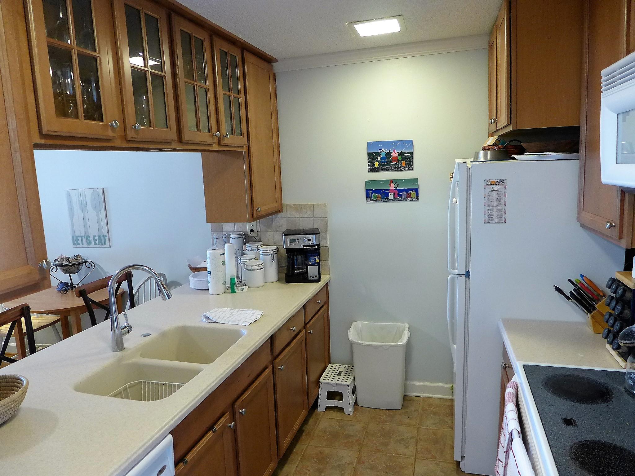 826 Club Cottage Road Edisto Beach, SC 29438 - Photo 8 of 31 P1070188