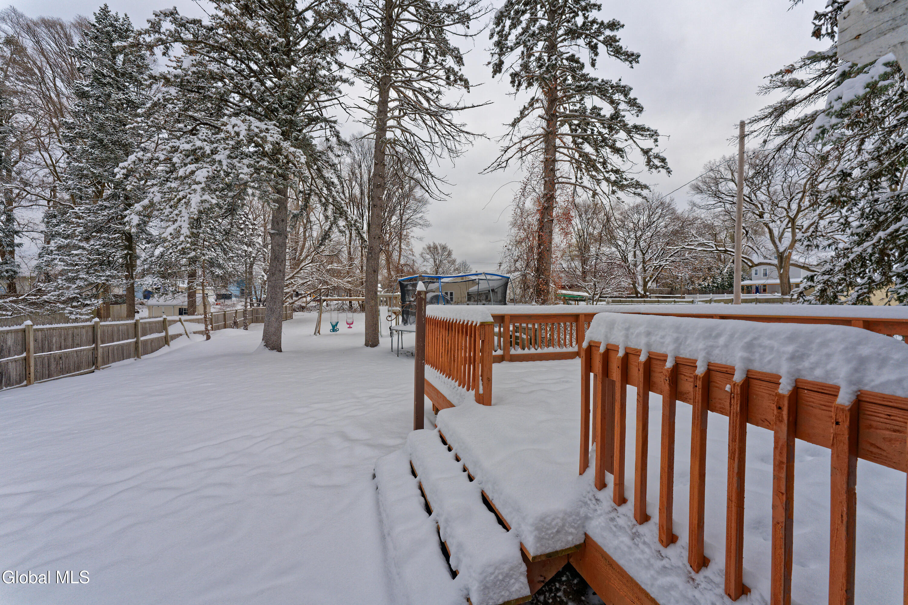 7 Pinehurst Road Colonie, NY 12205 - Photo 31 of 35 Yard 2