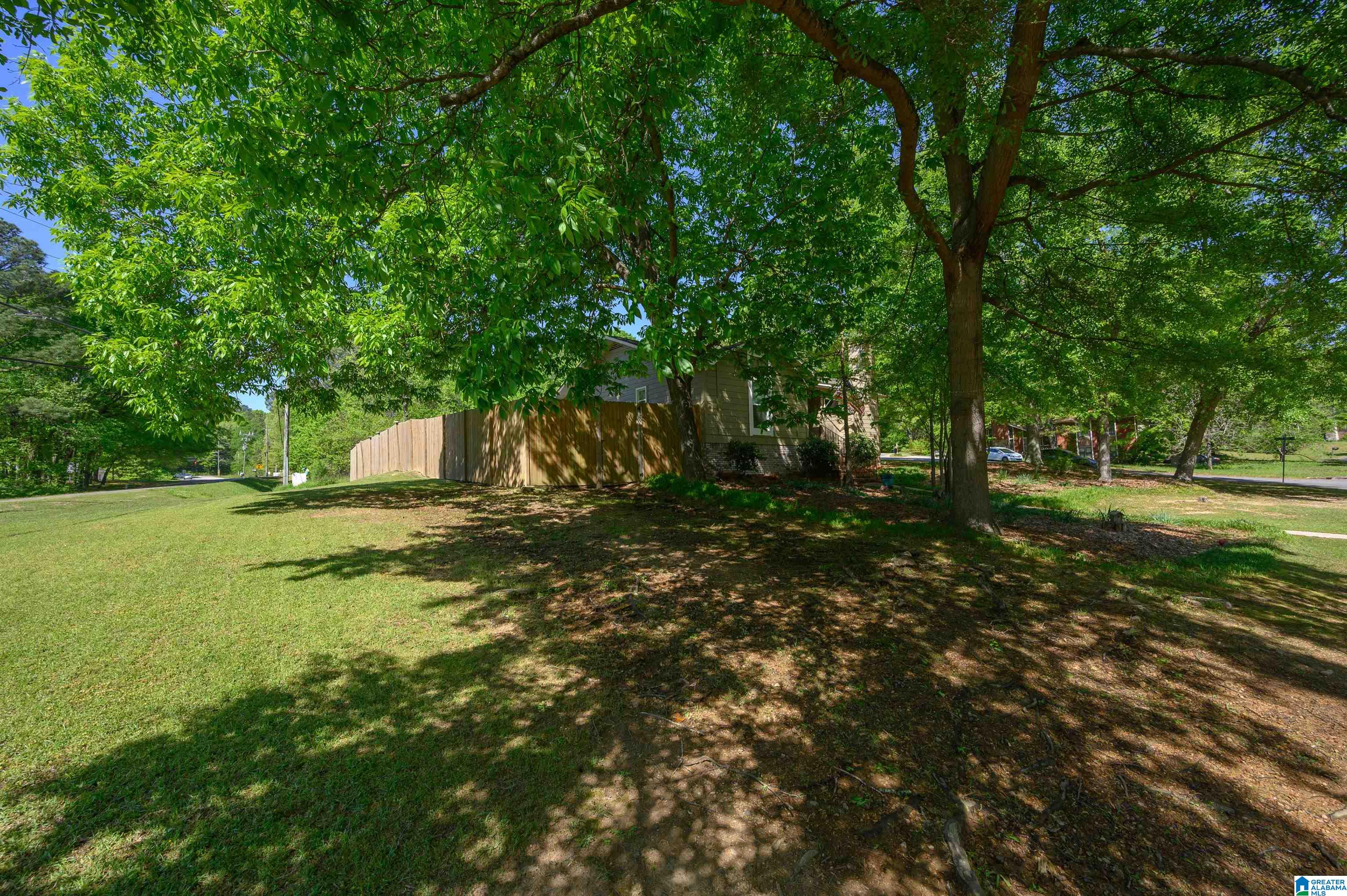 1409 Alexander Court Alabaster, AL 35007 - Photo 3 of 44