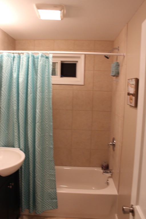 174 Powell Avenue Springfield, MA 01118 - Photo 18 of 29 Gallery Image 18
