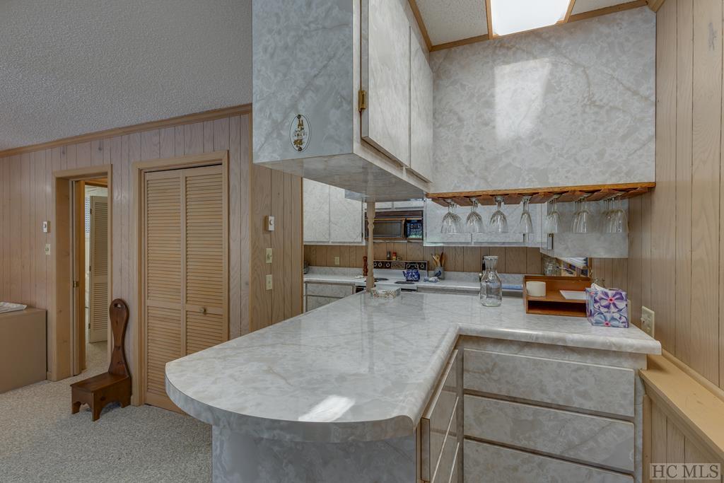 94 Cobb Road Highlands, NC 28741 - Photo 32 of 39 Gallery Image 32