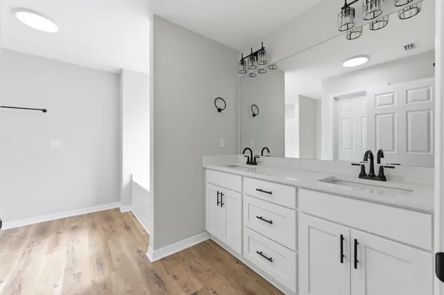 $319,900 | 3201 Liz Court, Crestview, FL 32539