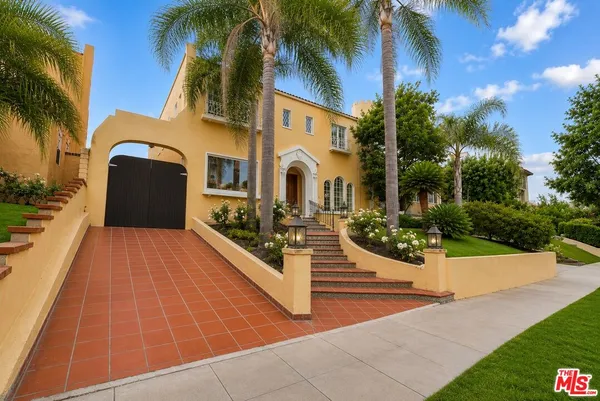 $19,000 | 439 South Beverwil Drive, Beverly Hills, CA 90212