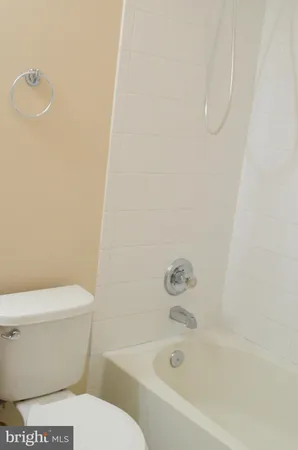 $2,800 | 43090 Sherbrooke Terrace, Leesburg, VA 20176