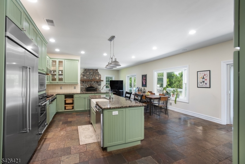 286 Harlingen Road Belle Mead, NJ 08502 - Photo 5 of 50