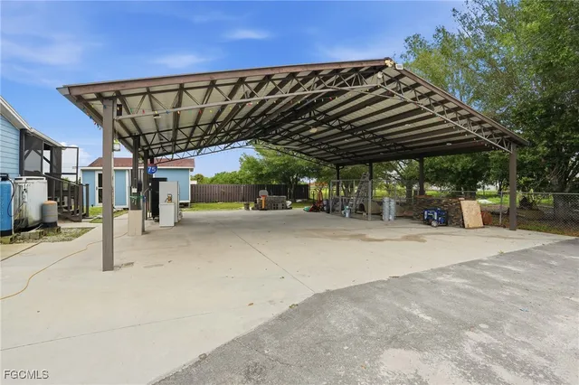 $319,900 | 15835 Kaloacoochee Street, Felda, FL 33930