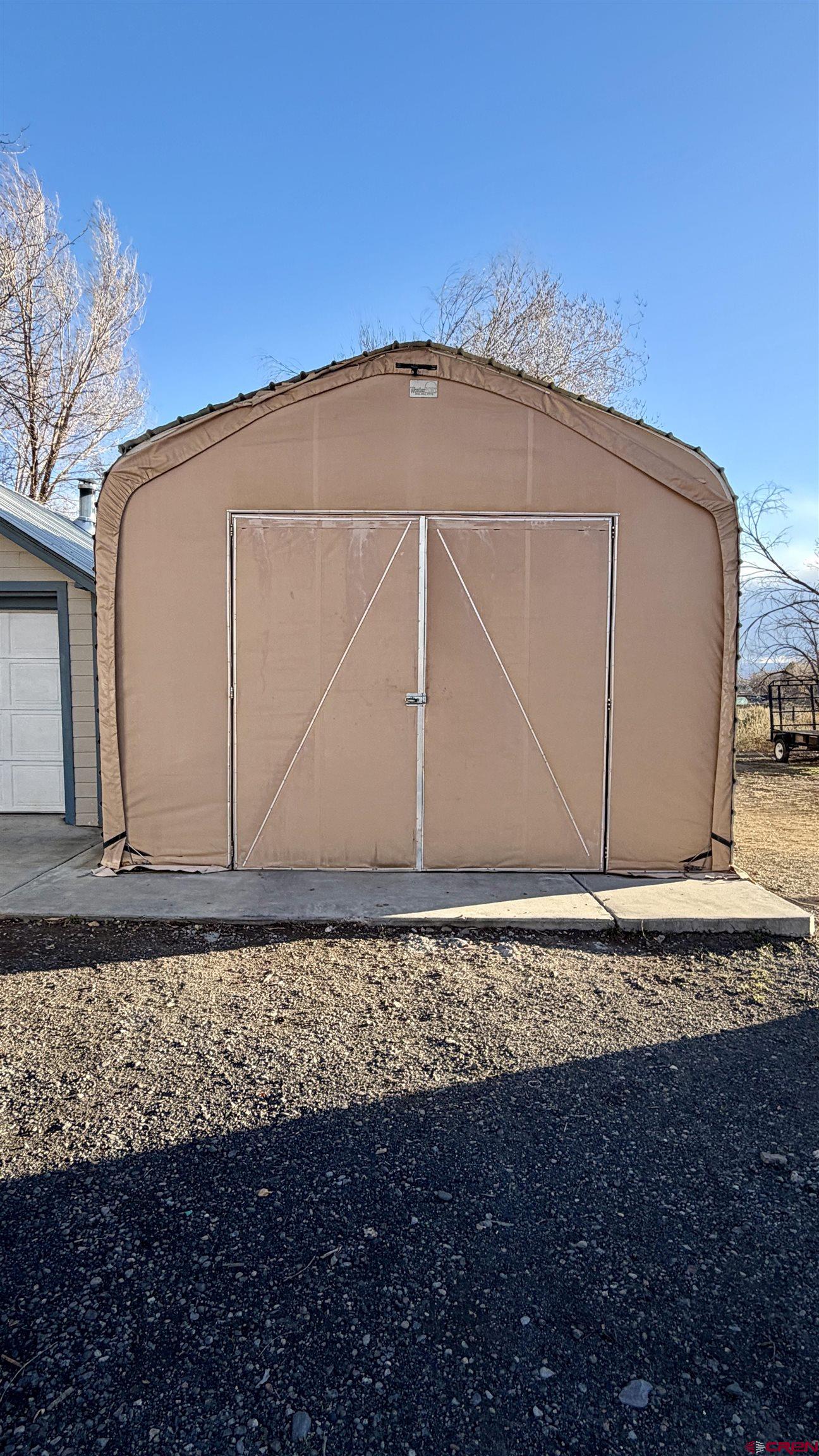 8903 Marshalls Road Austin, CO 81410 - Photo 2 of 45 a backyard of a house