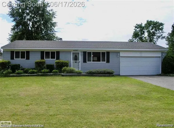 $250,000 | 45367 Gable Inn Street, Utica, MI 48317