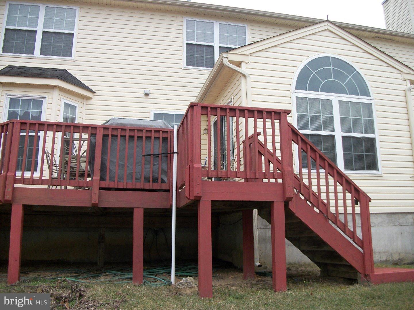 14 Parliament Road Sicklerville, NJ 08081 - Photo 23 of 24 Exterior Back