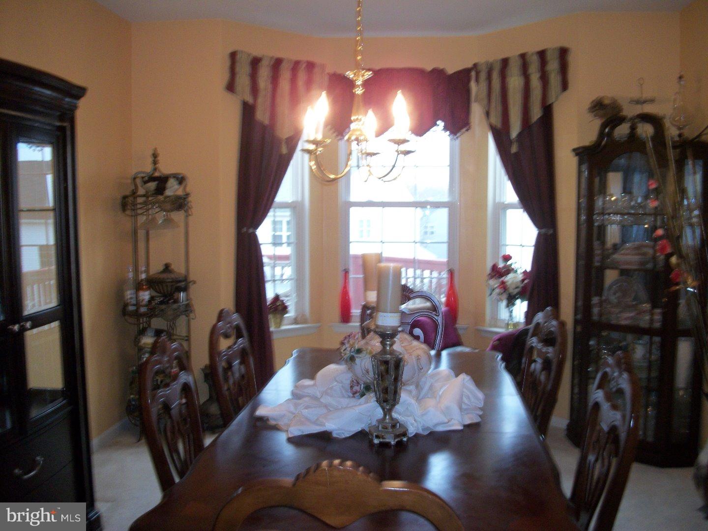 14 Parliament Road Sicklerville, NJ 08081 - Photo 4 of 24 Dining Room