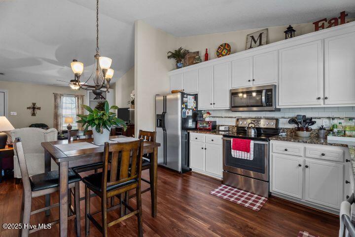 4322 Fawn Court North Wilson, NC 27896 - Photo 11 of 28 Eat in Kitchen